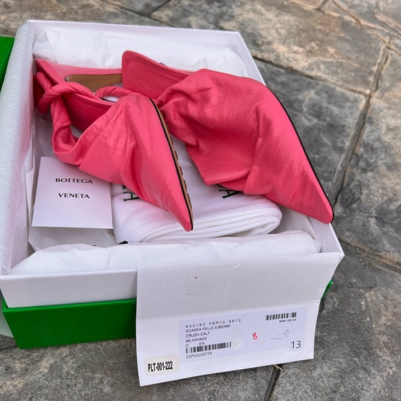 Bottega Veneta - Picture 8 of 9